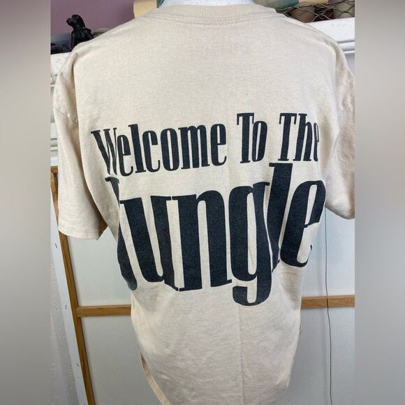 Guns N' Roses Tour 1988 Graphic Tee Welcome to the Jungle oversized - Picture 3 of 6